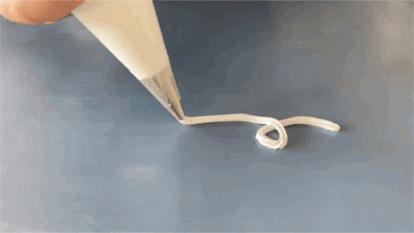 没有裱花袋裱花嘴泡芙奶油怎么挤,奶油裱花嘴怎么自做