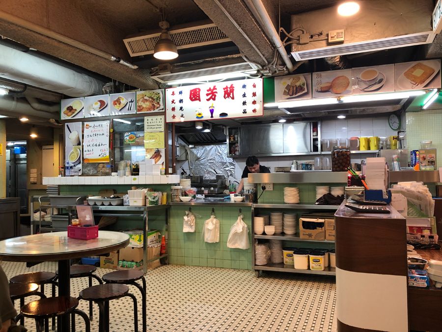 从来没见过如此冷清现场,从没见过如此空荡荡的长沙