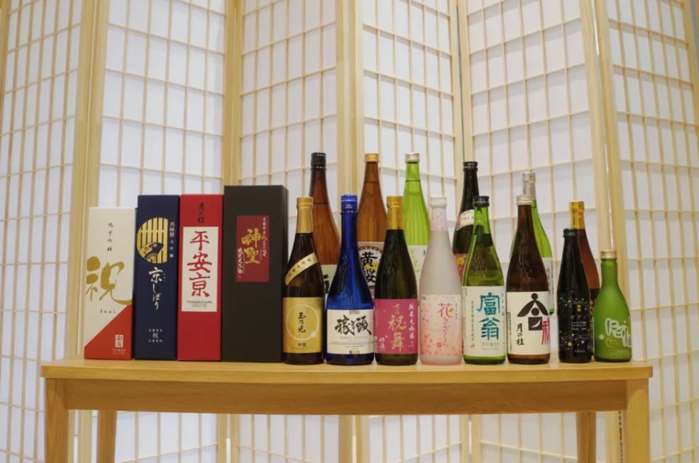 正是春暖花开去赏樱花,趁阳光明媚春暖花开