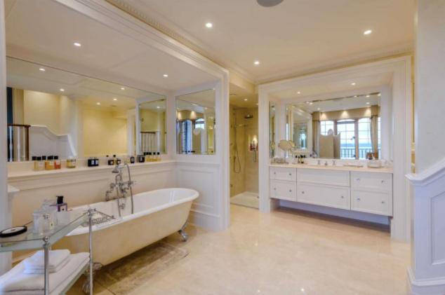 英国爱丁堡豪宅出售,英国海滨别墅