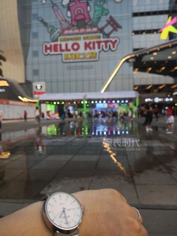 第一块表是石英还是机械,第一块表便宜