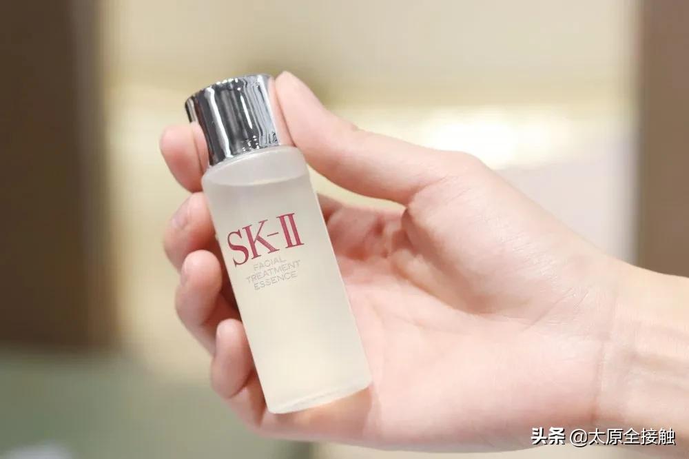 挤爆柳巷！排队才能进的ONLYWRITE终于开到太原了