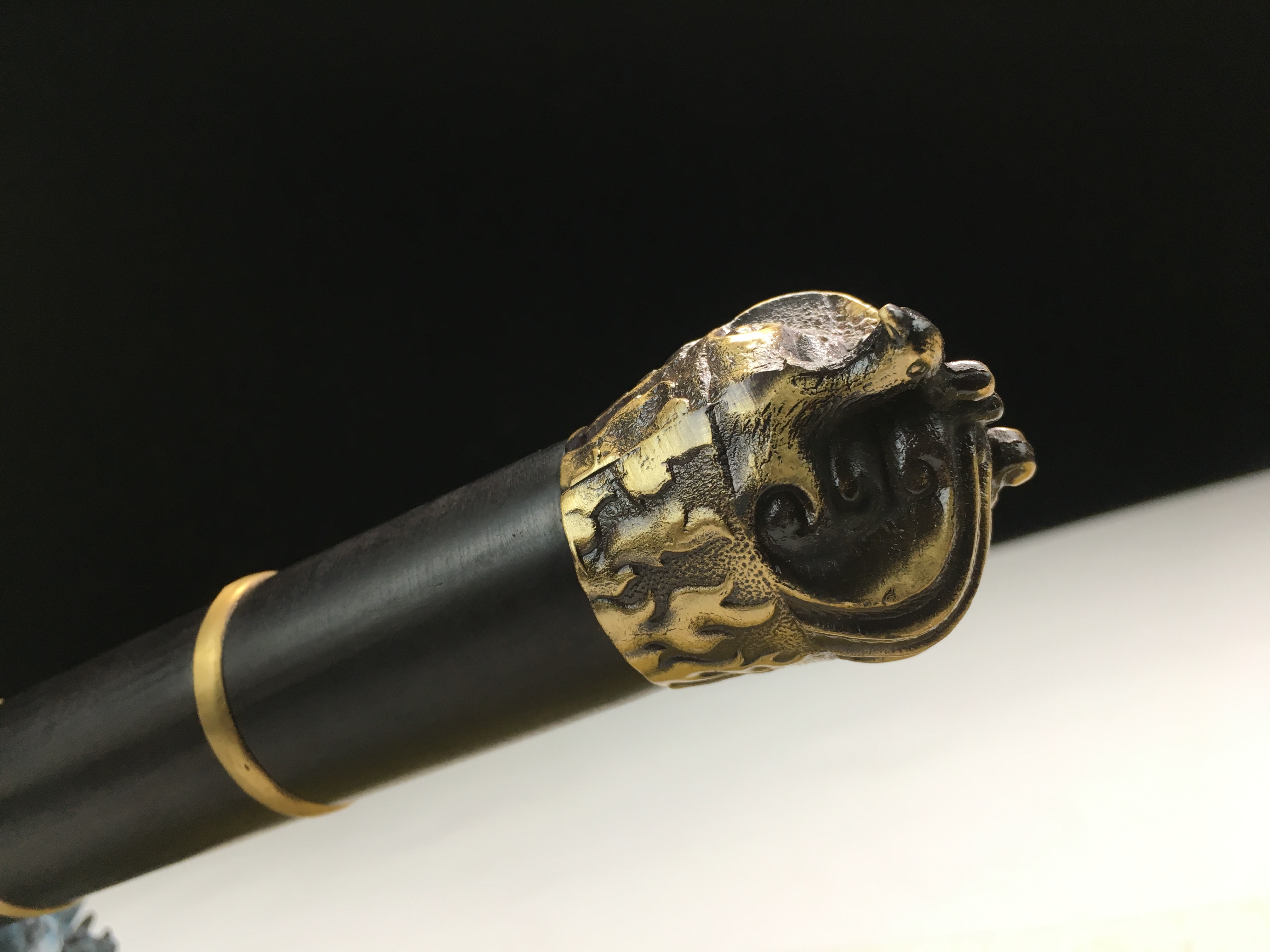 刀剑生锈了如何恢复光亮,刀剑生锈打磨教学