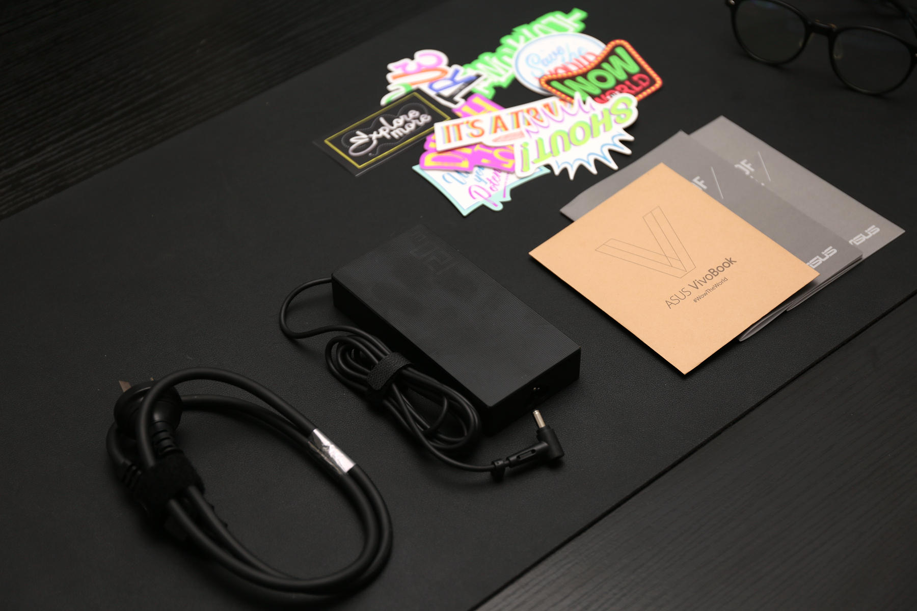 2024华硕无畏pro15锐龙版开箱,华硕无畏pro15锐龙测评