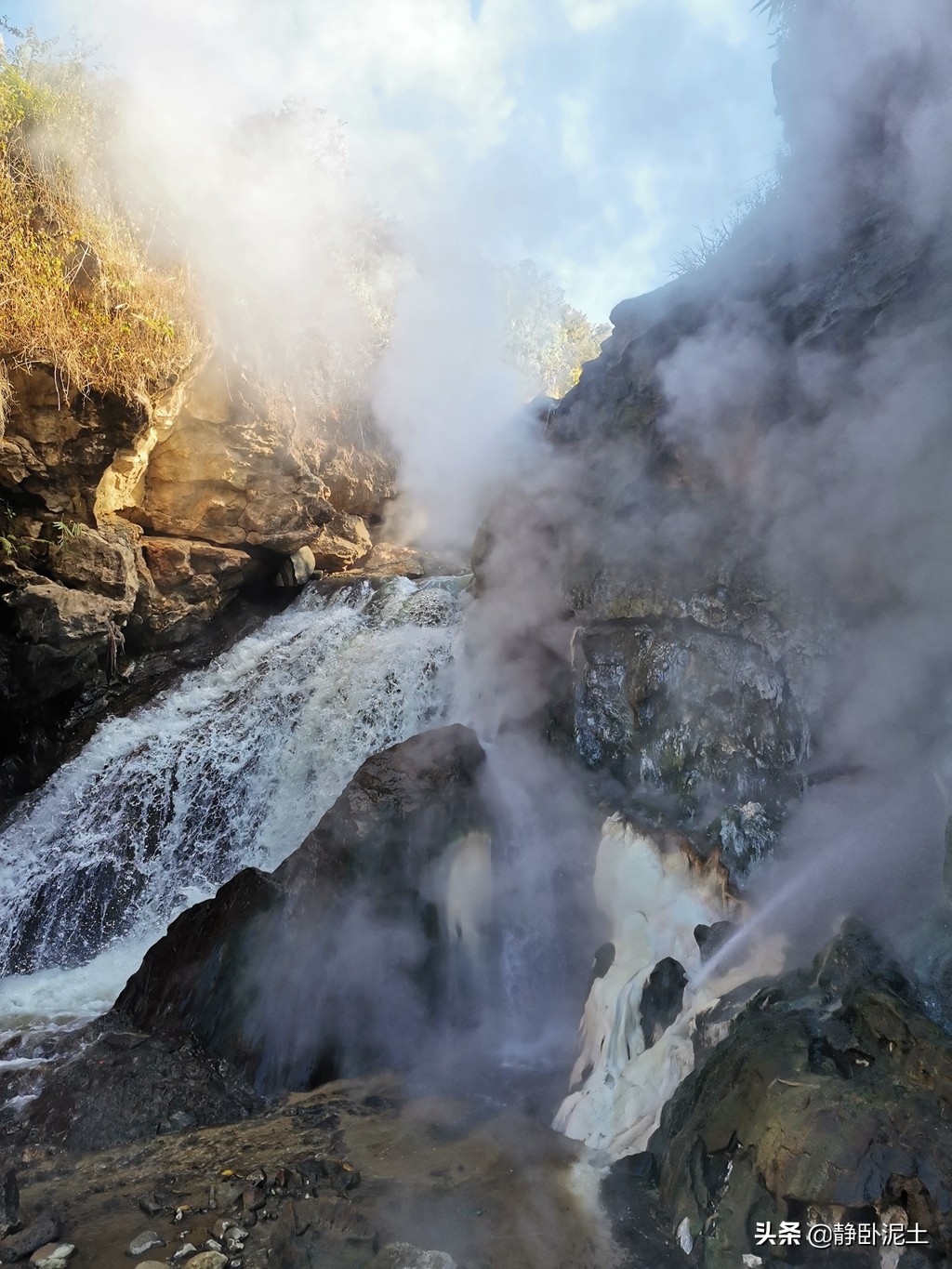 腾冲热海温泉纪念馆视频,腾冲热海景区怀胎井介绍