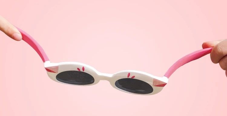 便宜又实用的儿童墨镜,买了个墨镜居然是双层