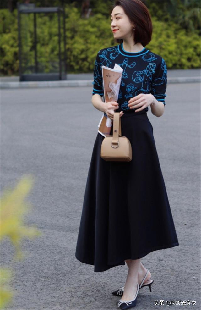 百褶裙过时吗,百褶裙现在还流行吗