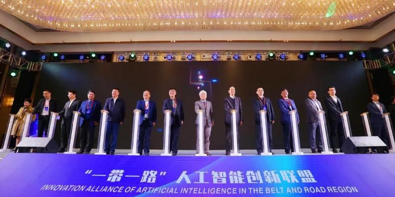 星火九秩,铸魂育人