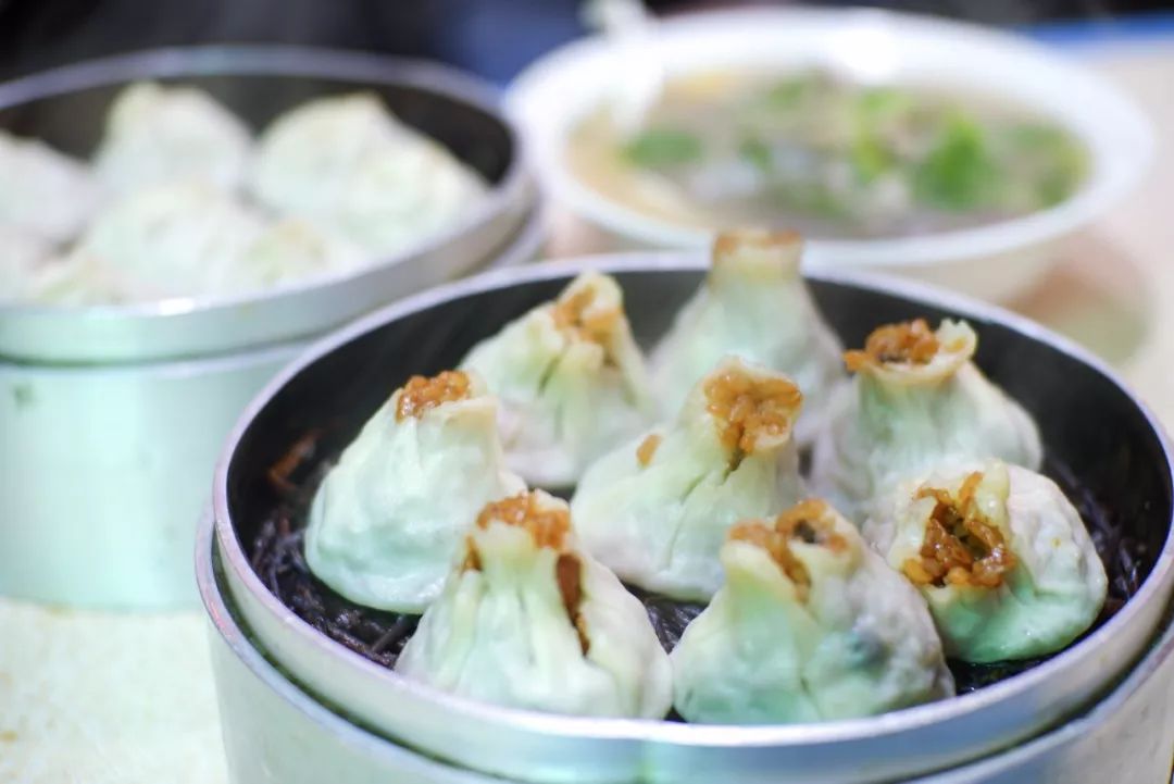 在网巾市,花12块get一笼倪妮同款汤包