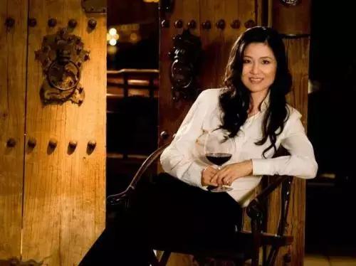 国内葡萄酒消费现状如何,葡萄酒行情下降的原因