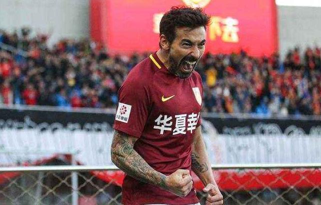 突发官宣！华夏头牌外援正式退役，4年造67球赚走5.9亿成中超典型