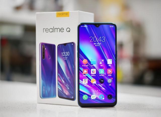 realmeq和红米note7,realmeq和note8对比