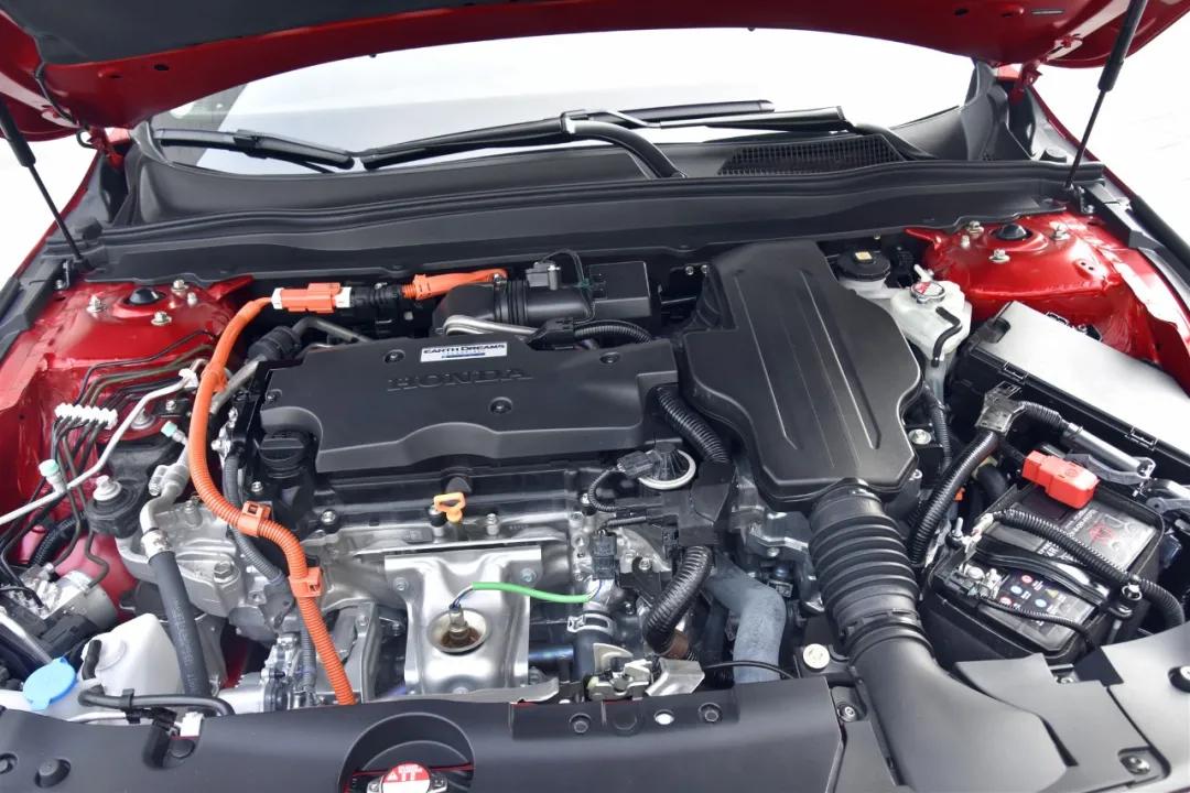 2022款雅阁幻夜尊贵版试驾视频,2022款雅阁试驾动力真实感受