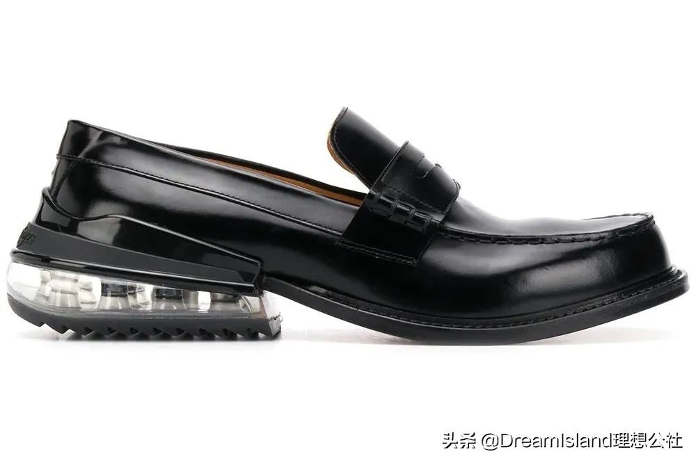 街拍白色乐福鞋,达妹街拍图文