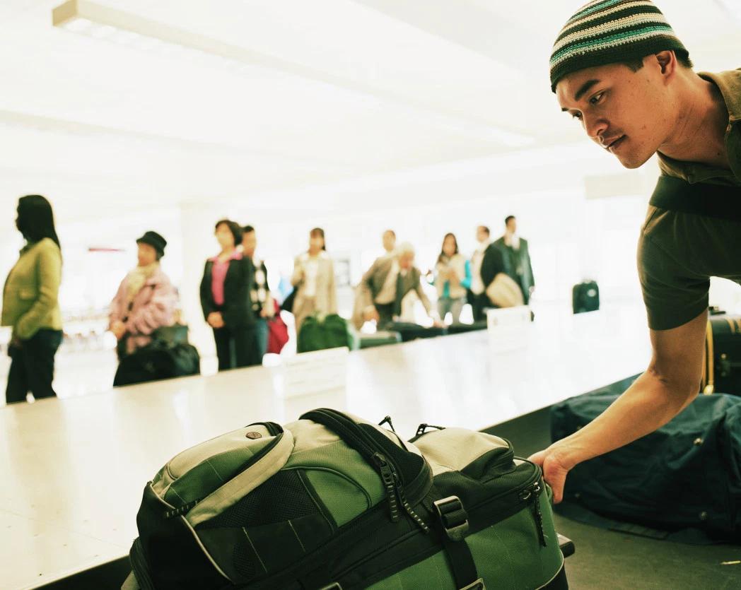 托运遗失东西,机票遗失托运行李怎么取