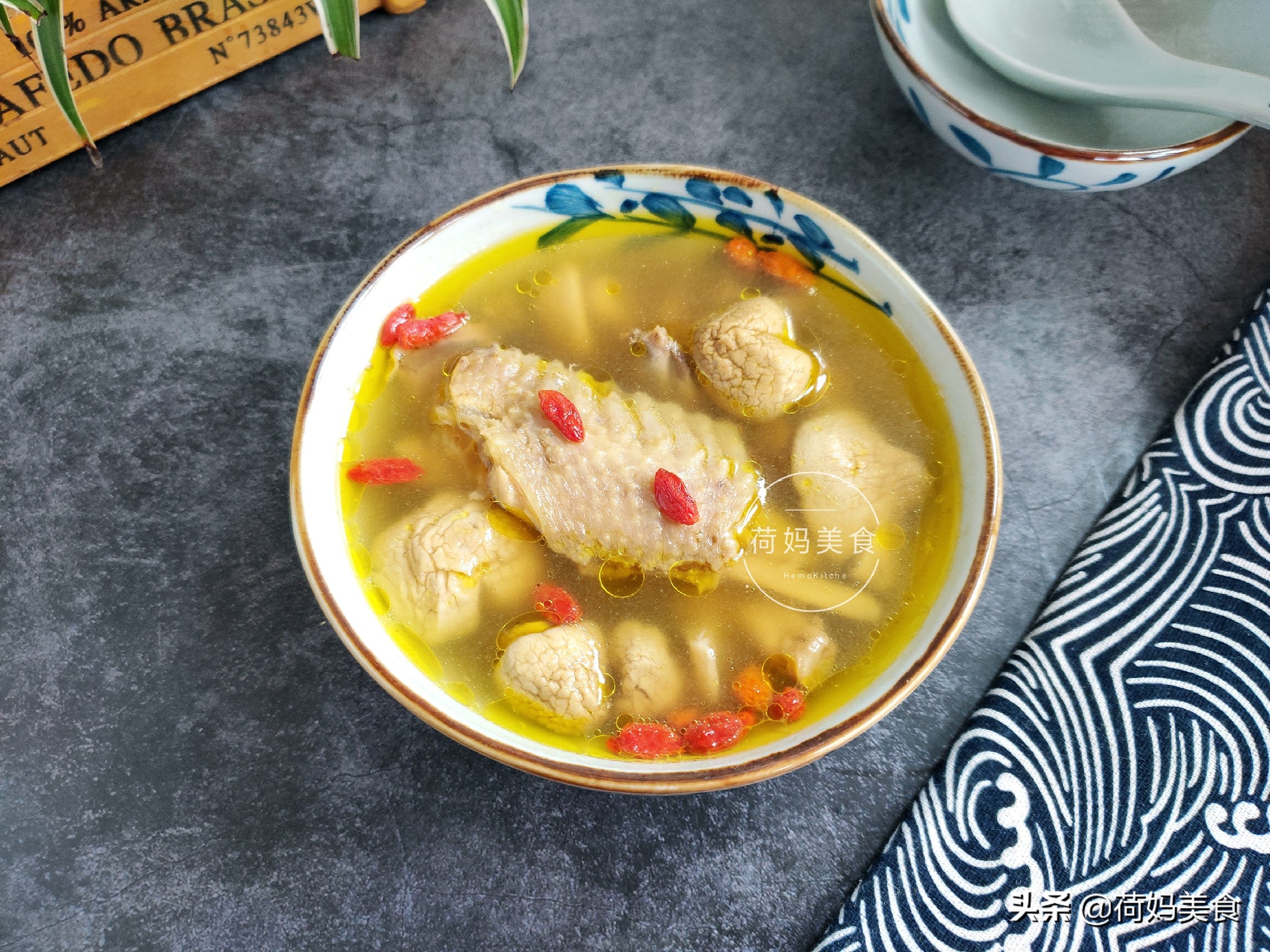 鸡汤怎么炖才有营养又好喝,如何在家做好喝的鸡汤