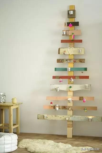 圣诞树是圣诞节的必备装饰,圣诞节最简单装饰