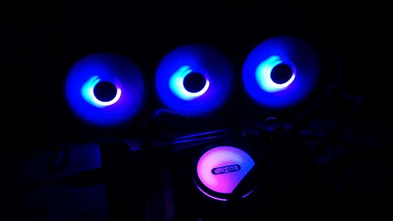 冰神360水冷测评,超频三巨浪360水冷怎么样