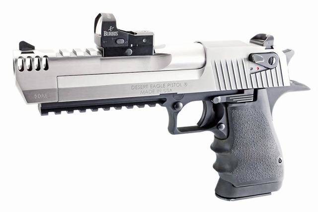 沙漠之鹰用什么手枪,沙漠之鹰手枪实战视频