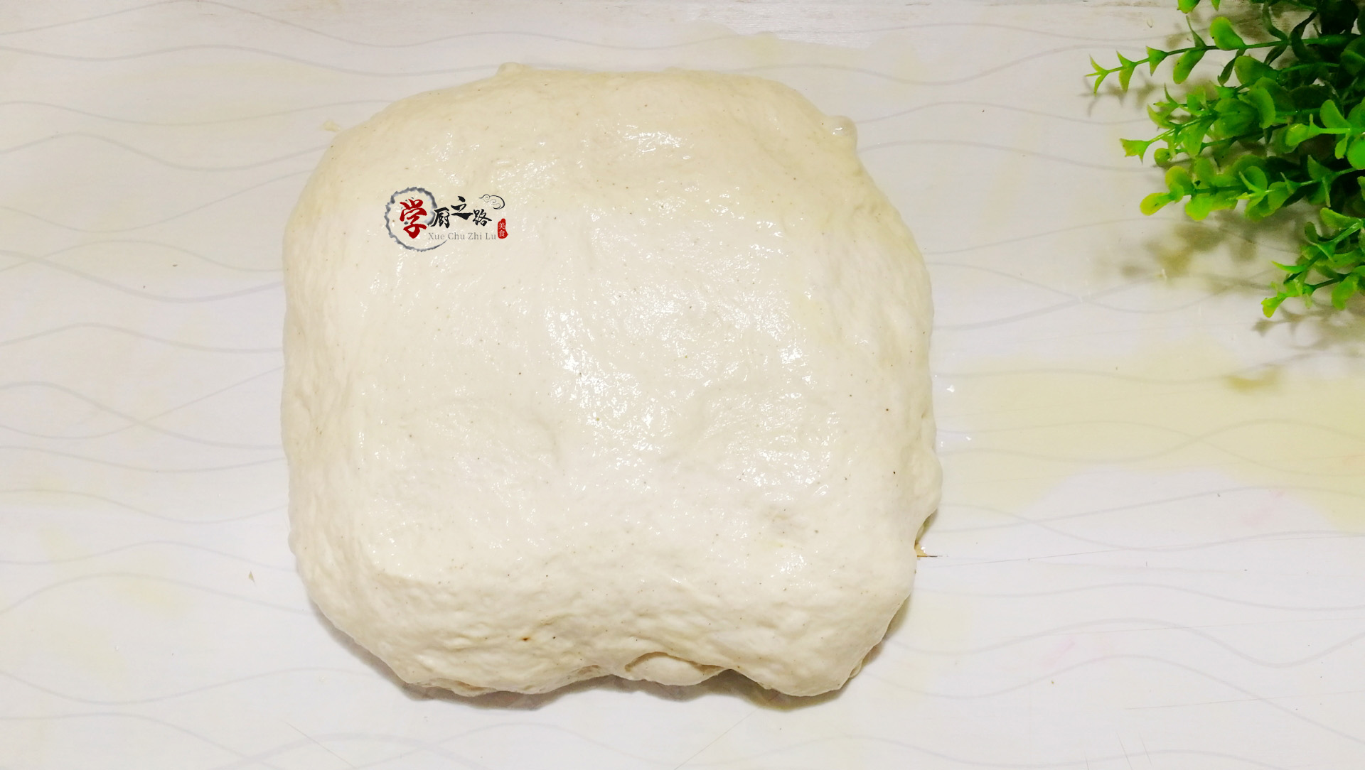 油条怎么做酥脆松软500克面粉隔夜,油条最简单的做法1千克面粉