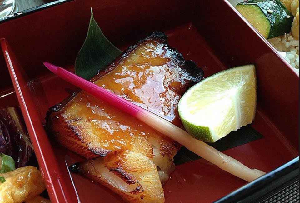 静安寺超星级香格里拉自助餐,上海香格里拉自助餐特价团购
