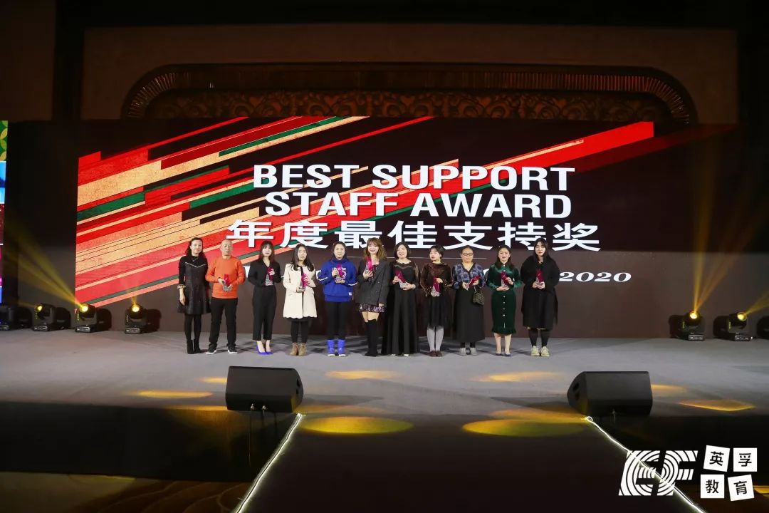 鑻卞瓪澶哄啝,鑻卞瓪娲诲姩鍥為【