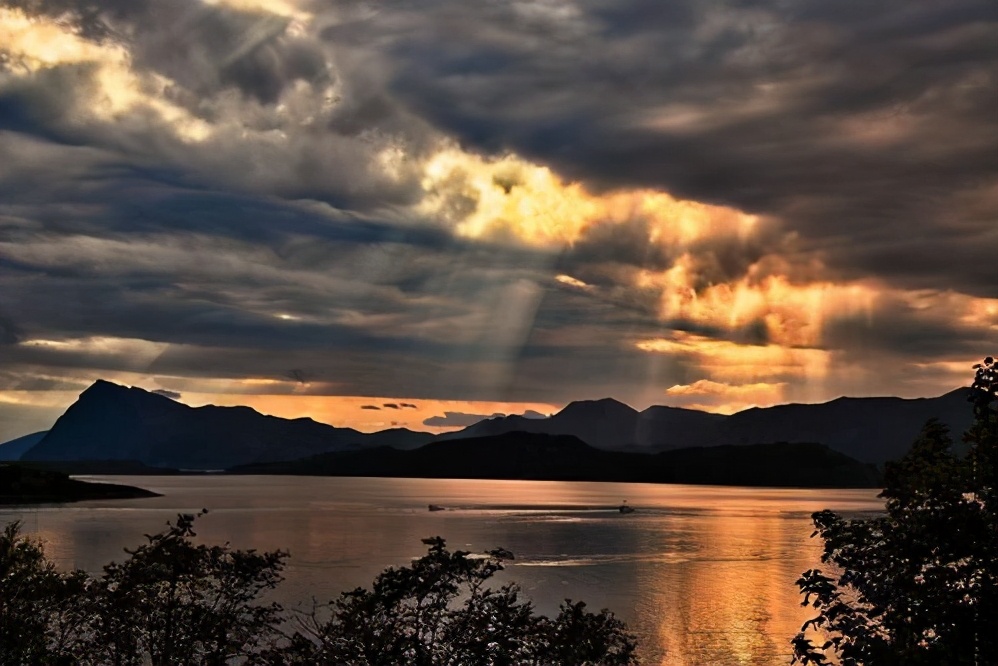 想不开的时候应该干嘛,想不开的人只会越过越痛苦