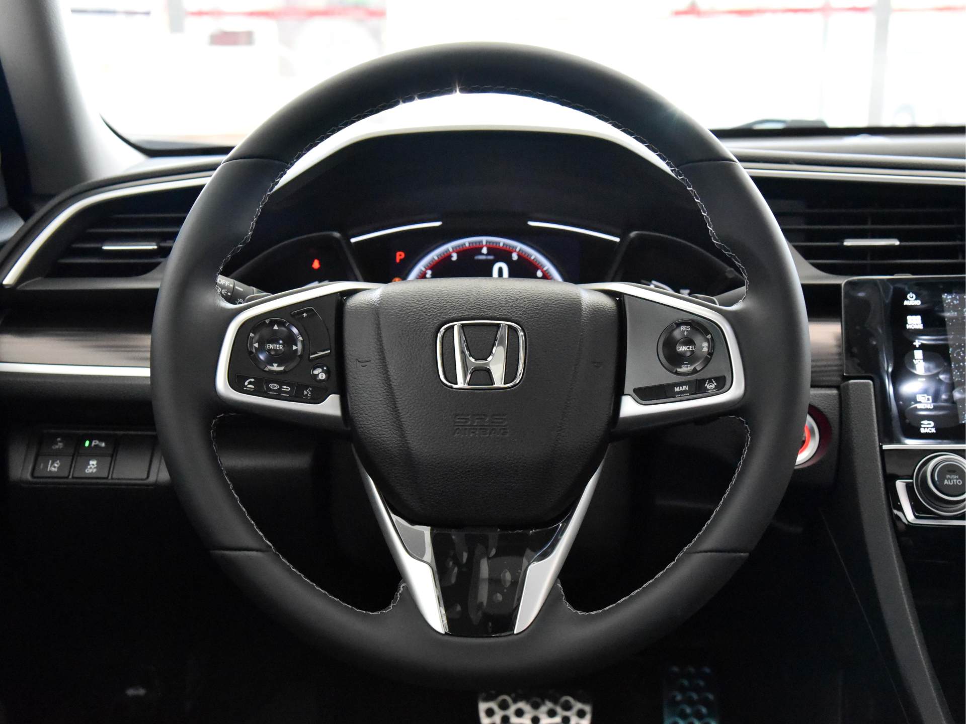 本田思域混合动力汽车测评,动力最强劲的本田思域