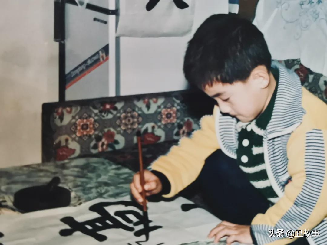 青春期我与父亲水火不容，砸烂他心爱的老吉他，这件事影响我一生