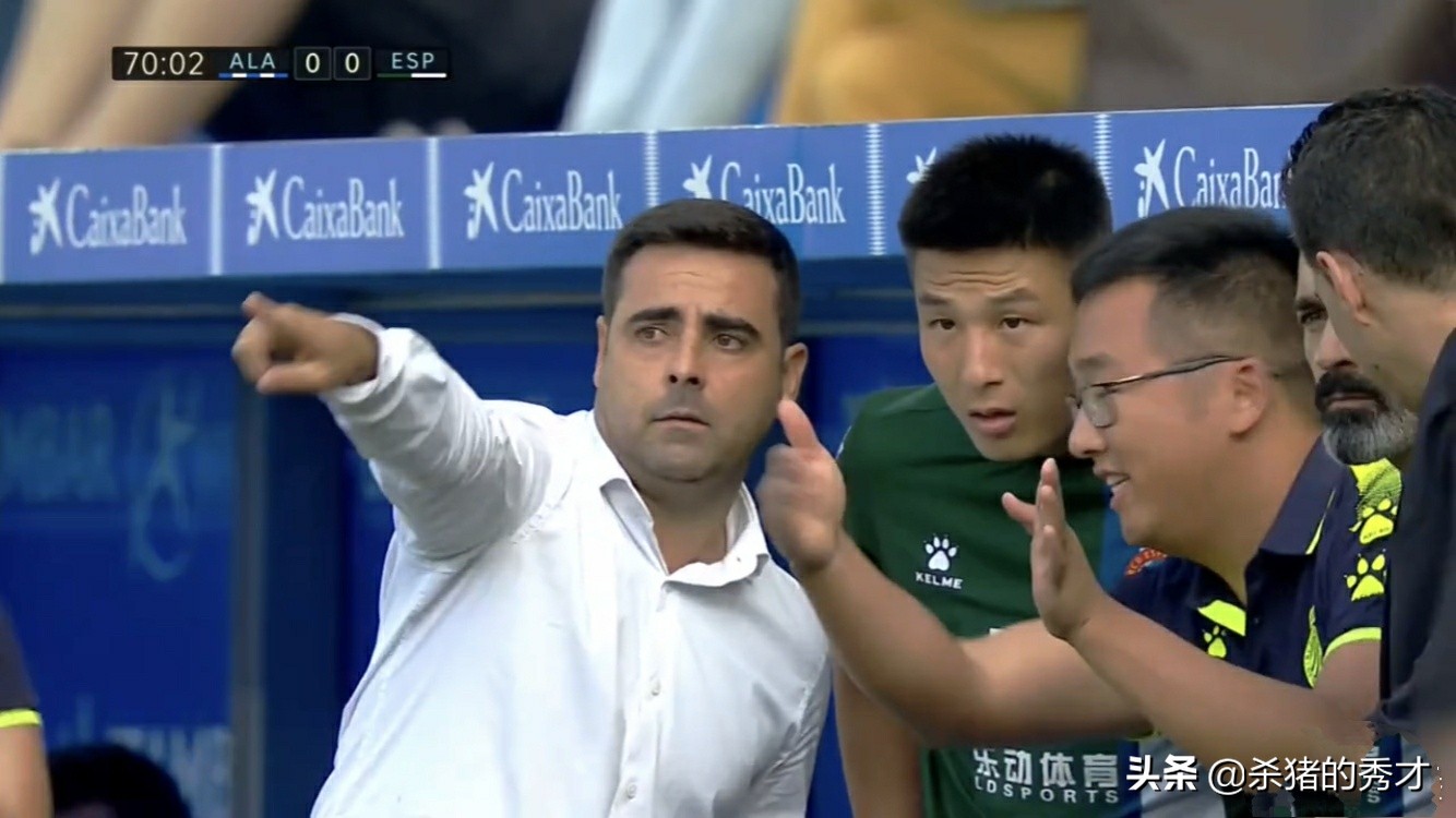 武磊88分钟绝平场面失控,武磊4秒内连遭2次尴尬