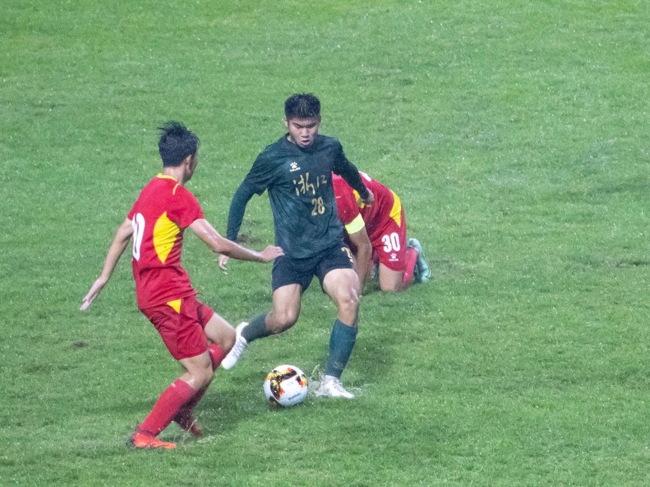 全运爆冷,全运男篮预赛吉林败辽宁