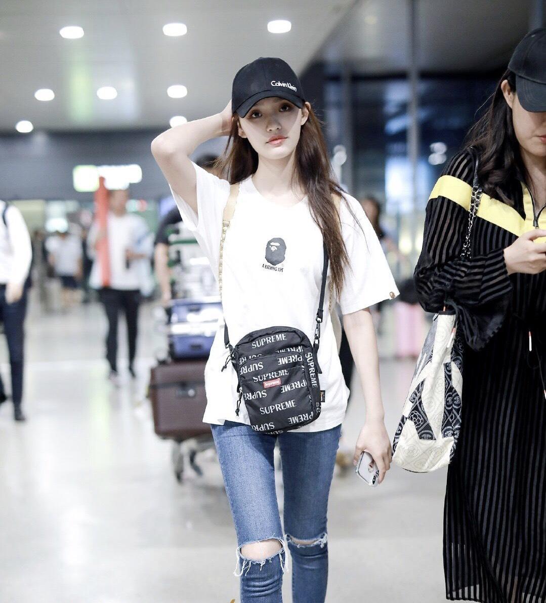 出色的穿搭,李斯丹妮同款subtle斜挎包