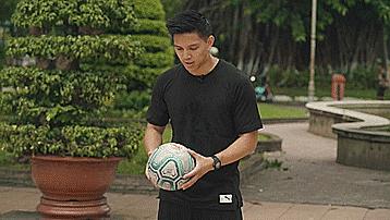 新手小白怎么颠勺,足球小白颠球入门教程