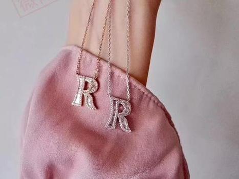 增添气质的项链,简约项链助你提升气质