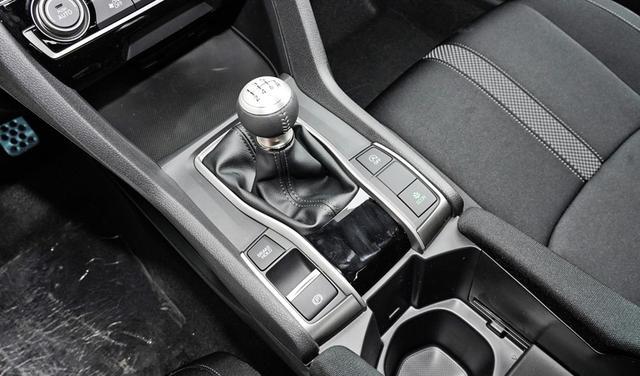 苦等了数年，东本带来的两厢思域诚意到底如何？