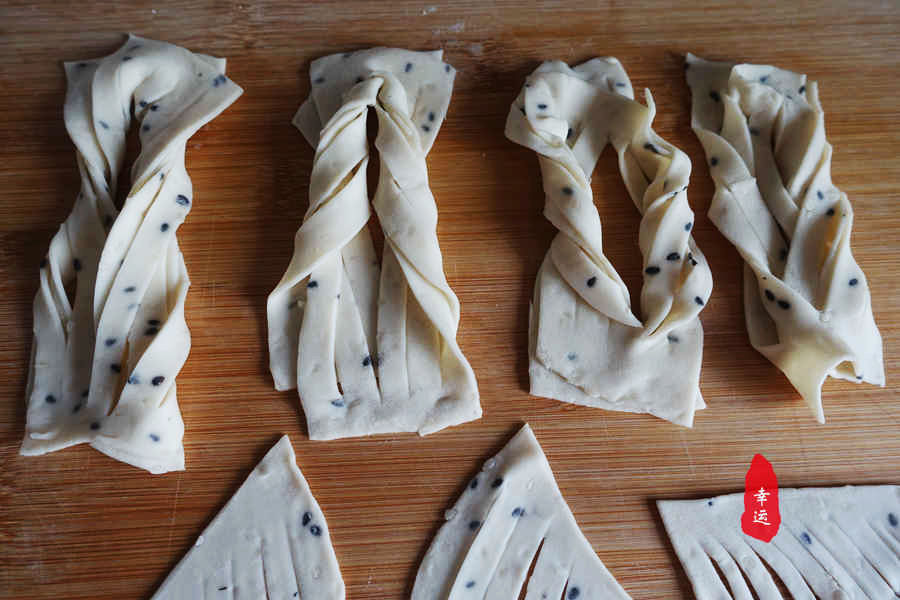 纯手工煎饼又薄又脆好吃,家庭版薄脆煎饼