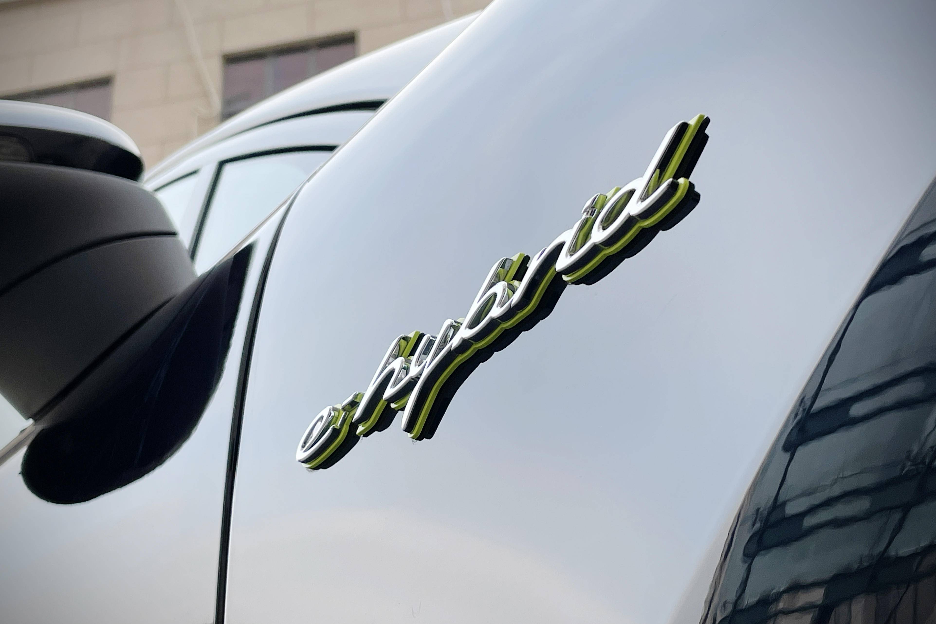 卡宴coupe和e-hybridcoupe外观有区别吗,试驾卡宴coupe2024款