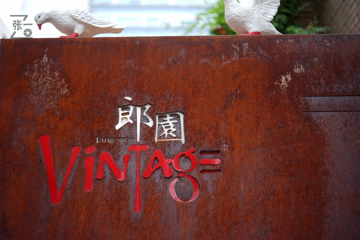 适合索尼a7m4的50定焦镜头测评,索尼a7m4镜头24-105f4测评