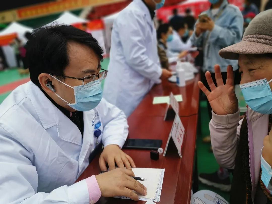 行稳致远！这场高原活动前行的声音，回荡在每一位参与者的心间