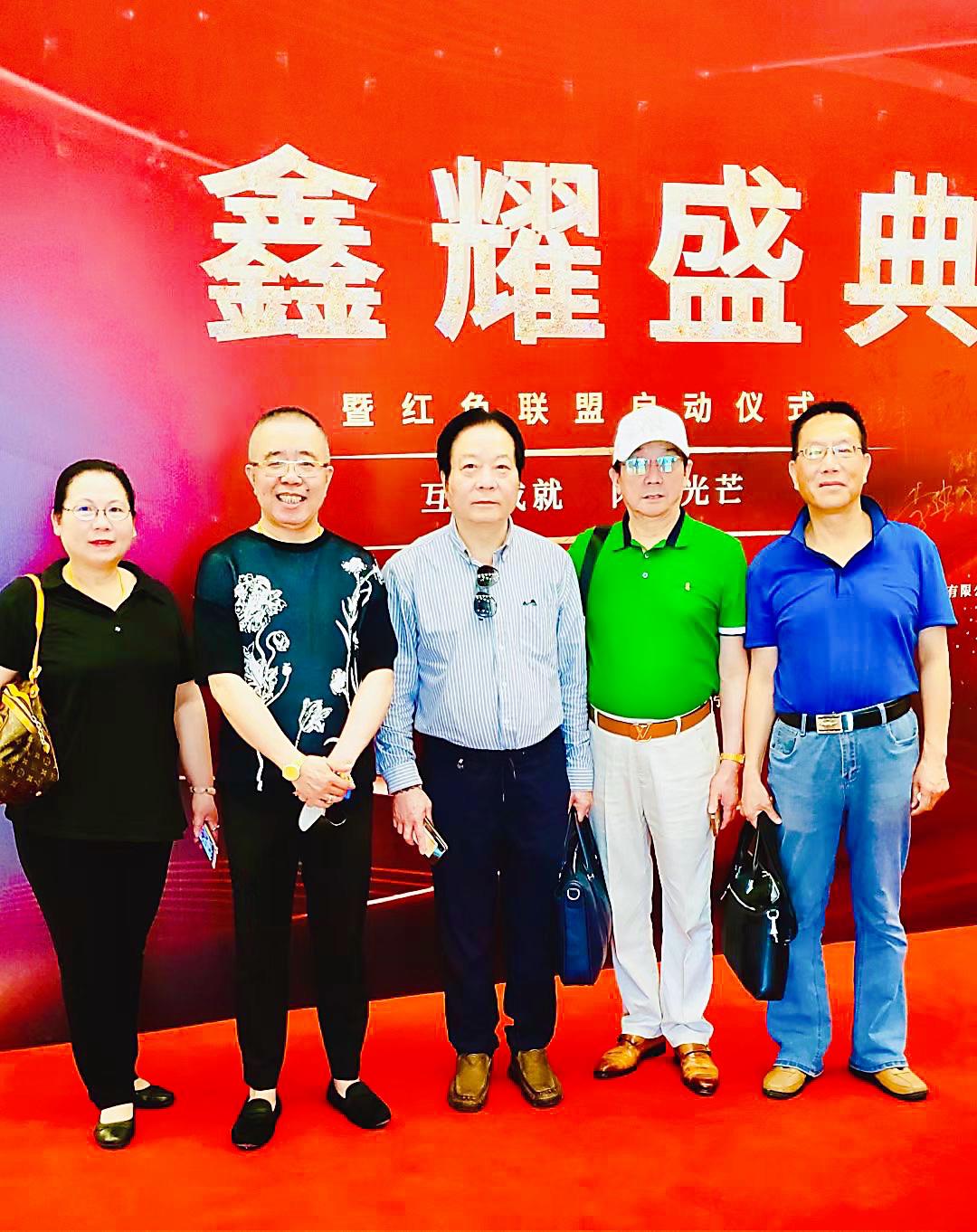 贾树枚部长、赵耀扬主任现场加持岚拓影视暨金金工作室成功挂牌