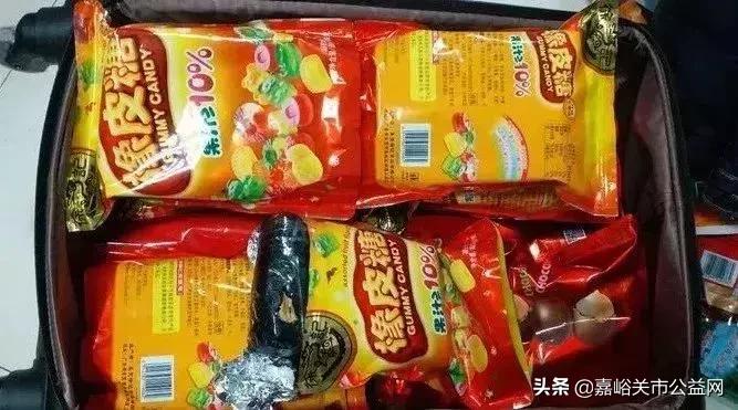 警惕朋友圈里这些东西不能轻易晒,警惕一块钱买保险的套路