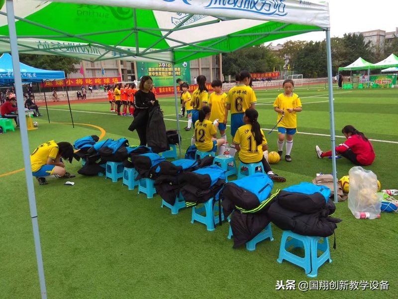 踢足球有用吗,踢足球的好处英文版