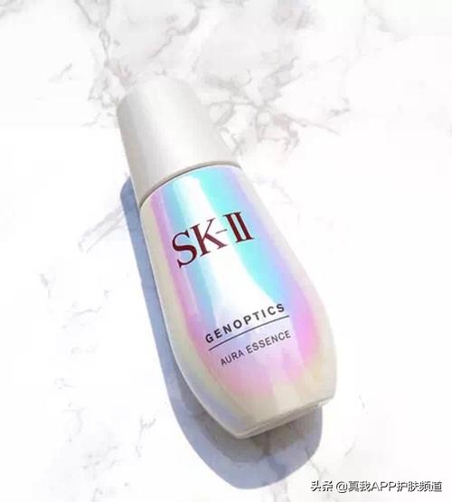 美白的sk2小灯泡,sk2小灯泡美白和淡斑哪个好用