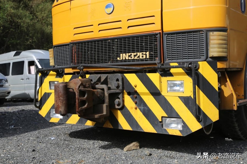 绗竴浠ｉ粍娌砵n162閲嶅瀷鍗¤溅,榛勬渤jn3261鍏搧涓ょ敤鍗¤溅