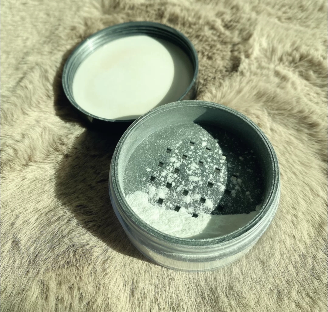 十大公认好用的散粉干皮黛珂,mac定制无瑕粉底液加黛珂散粉