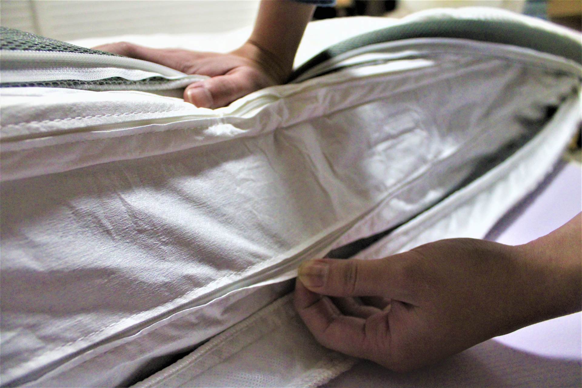 8hschott天然纯乳胶床垫测评,8h乳胶静音独立弹簧床垫m3ac