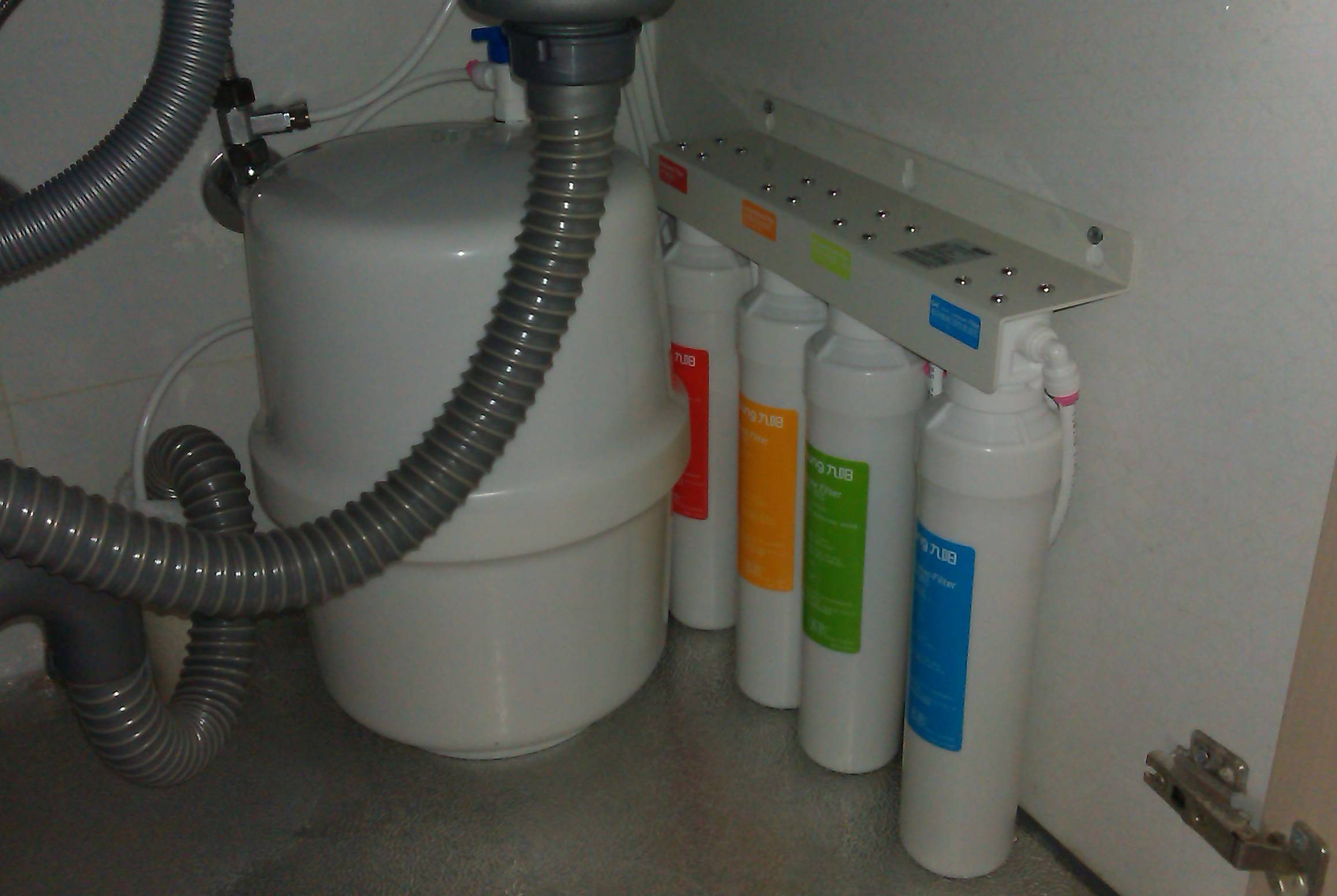 净水器有用吗买净水器要注意什么,专业净水器和家用净水器区别