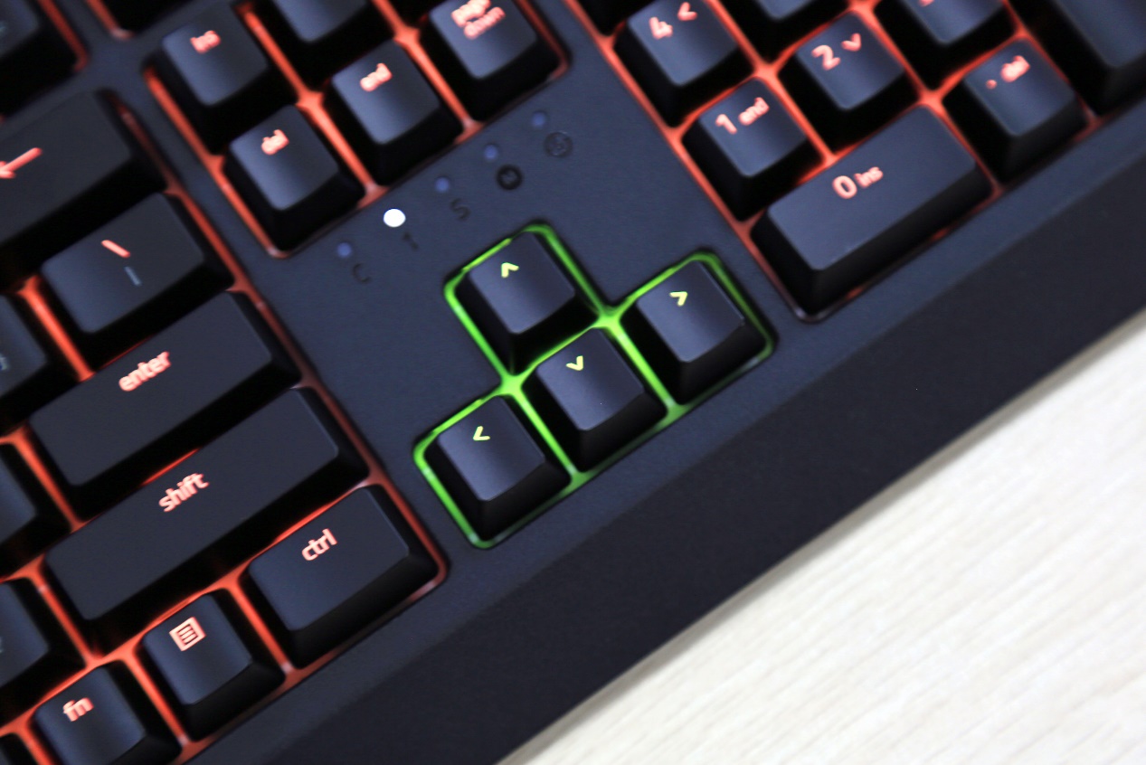 黑寡妇蜘蛛竞技版键盘拆解,黑寡妇蜘蛛绿轴2019款键盘