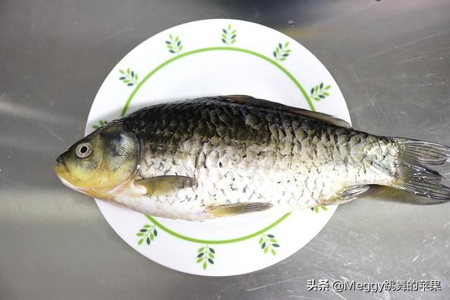 煎鱼技巧不破皮,煎鱼不破皮的小窍门