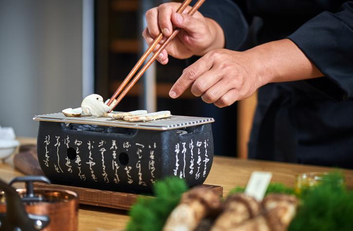 新鲜松茸清洗后吸水量大保存方法,新鲜松茸怎么吃这些吃法值得一试